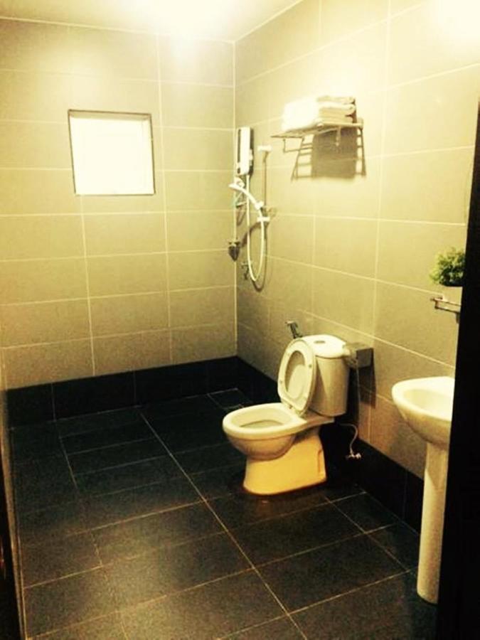 Hotel Sara'S Inn, Shah Alam Zewnętrze zdjęcie