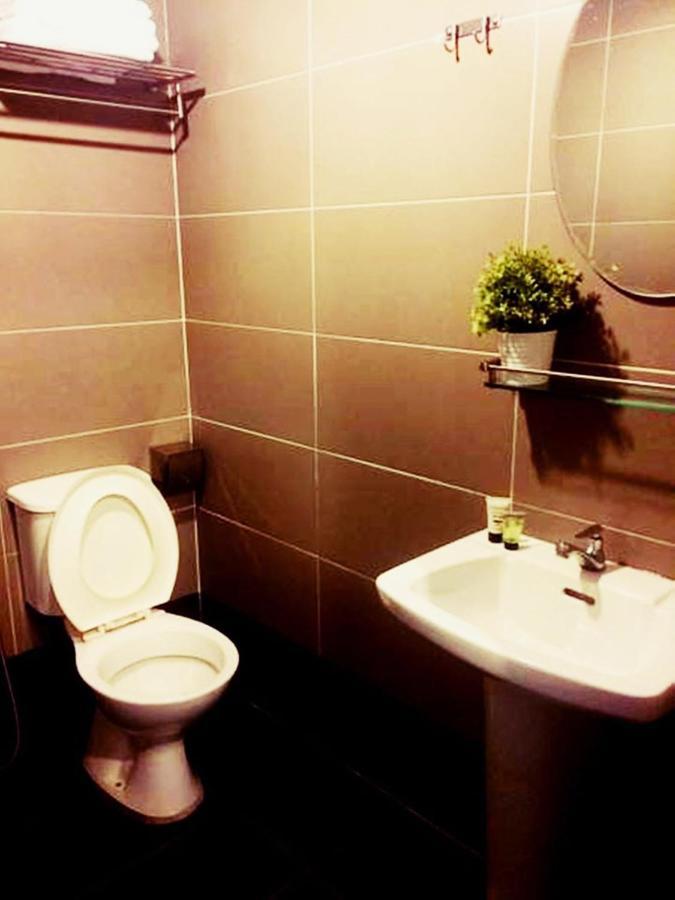 Hotel Sara'S Inn, Shah Alam Zewnętrze zdjęcie